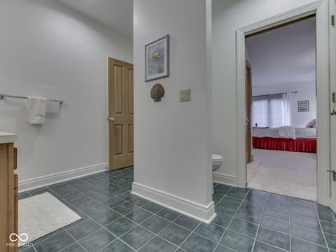Photo of 1752 Pathway Drive N, Greenwood, IN