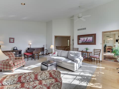 Photo of 1752 Pathway Drive N, Greenwood, IN