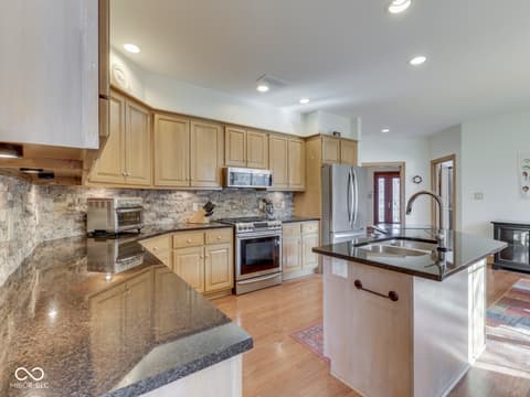 Photo of 1752 Pathway Drive N, Greenwood, IN