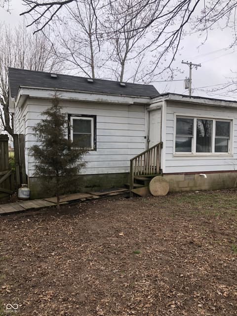 Photo of 132 Southeast Street, Charlottesville, IN