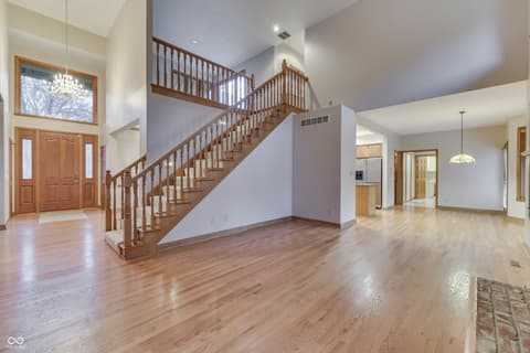 Photo of 3998 Eagle Trace Drive, Greenwood, IN