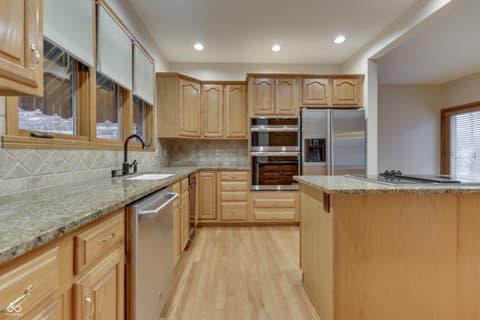 Photo of 3998 Eagle Trace Drive, Greenwood, IN