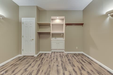 Photo of 3998 Eagle Trace Drive, Greenwood, IN