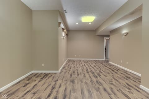 Photo of 3998 Eagle Trace Drive, Greenwood, IN