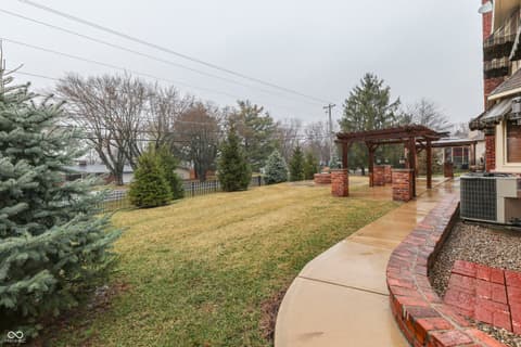 Photo of 3998 Eagle Trace Drive, Greenwood, IN