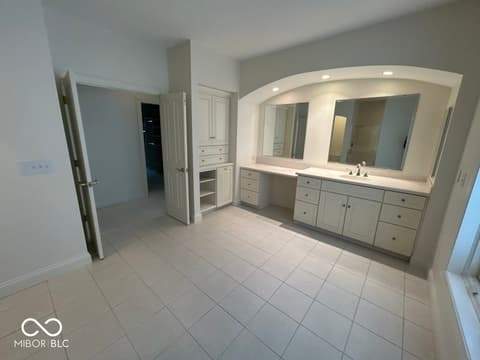 Photo of 6757 W 900 S, Edinburgh, IN