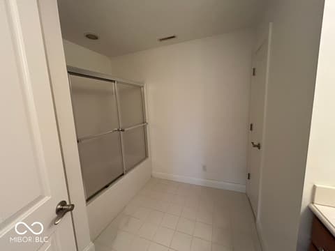 Photo of 6757 W 900 S, Edinburgh, IN