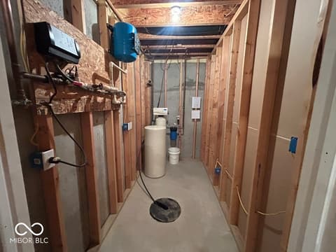 Photo of 6757 W 900 S, Edinburgh, IN