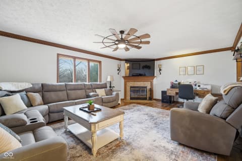 Photo of 1889 W County Road 1000 N, Lizton, IN