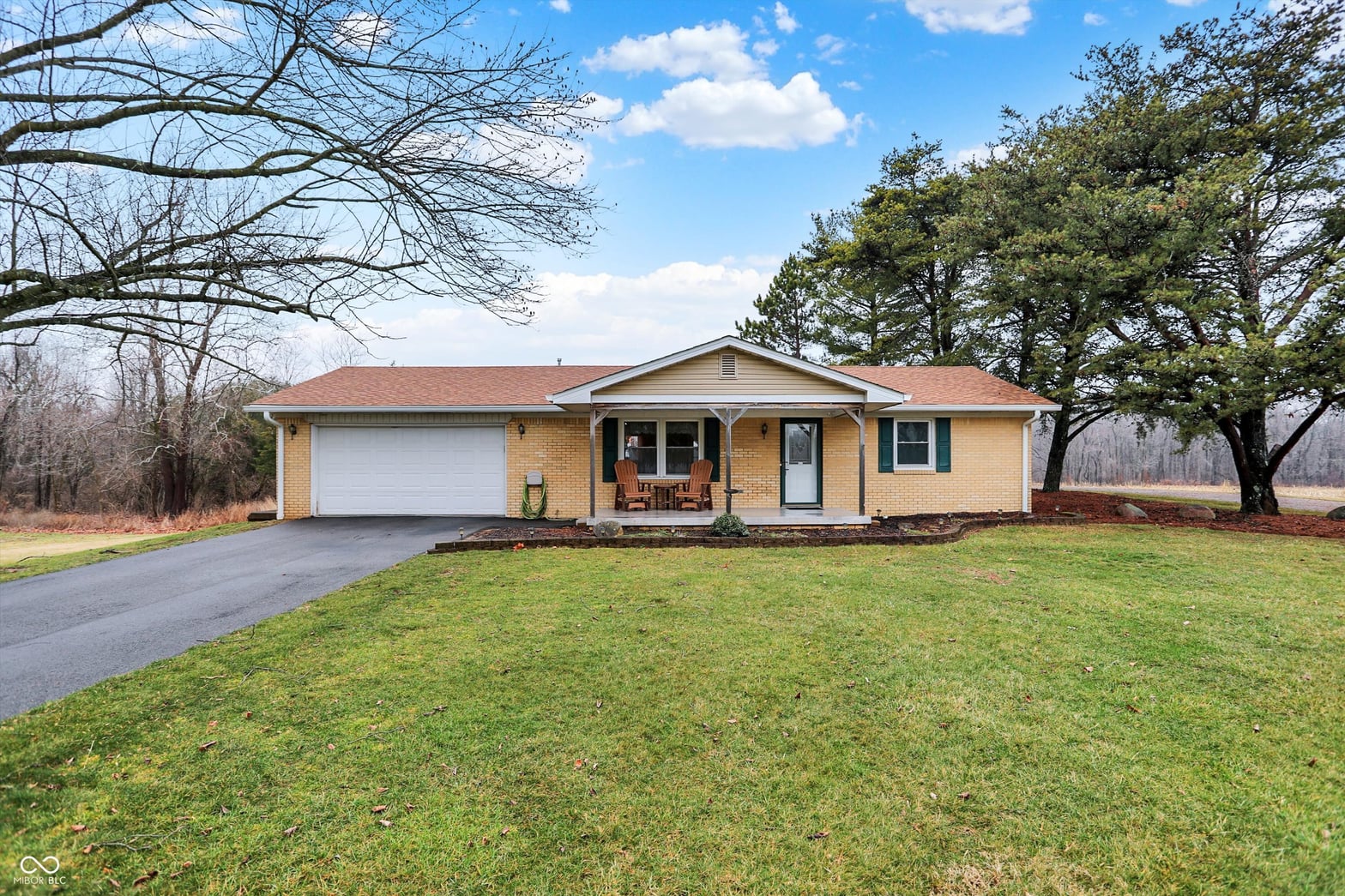 Photo of 7422 S 300 W, Trafalgar, IN