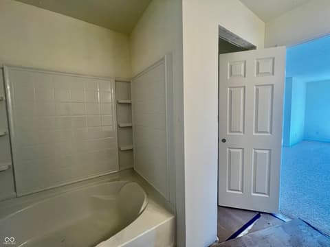 Photo of 2319 N Liberty Lakes Drive, Greensburg, IN