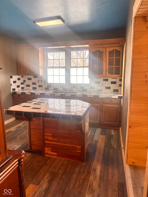 Photo of 207 S Jackson Street, Frankton, IN