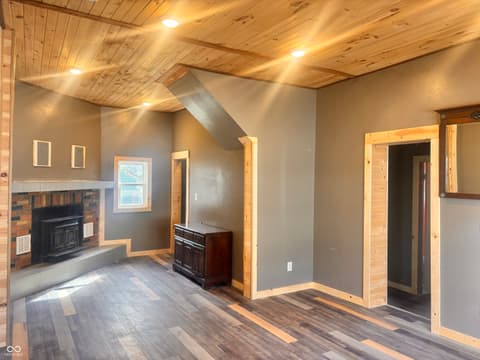 Photo of 207 S Jackson Street, Frankton, IN