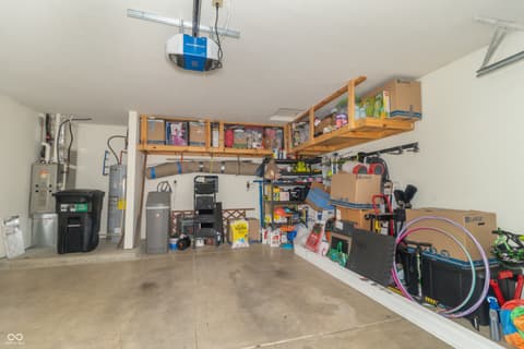 Garage at 394 Gondola Run, Greenfield, IN