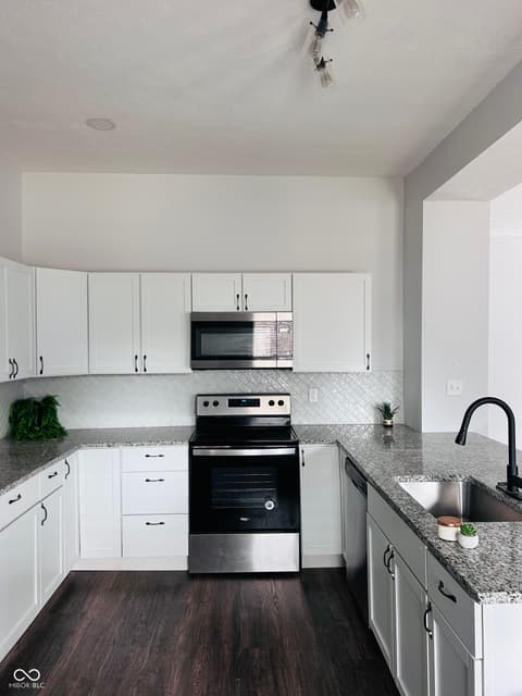 Kitchen at 834 Weghorst Street, Indianapolis, IN