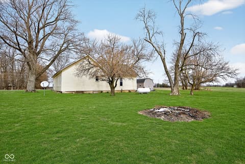 Yard at 18755 E County Road 750 N, Hope, IN