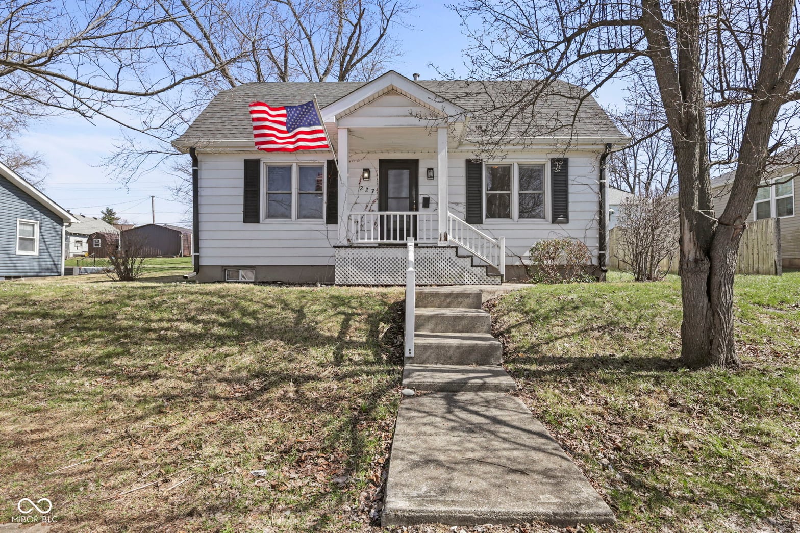 Photo of 227 Jefferson Street, Pendleton, IN