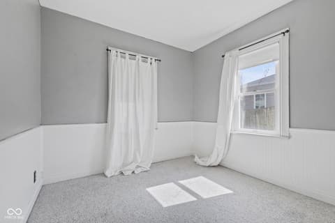 Photo of 227 Jefferson Street, Pendleton, IN