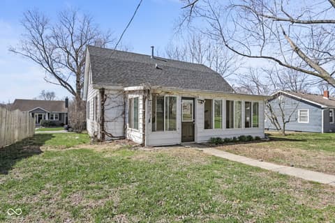 Photo of 227 Jefferson Street, Pendleton, IN