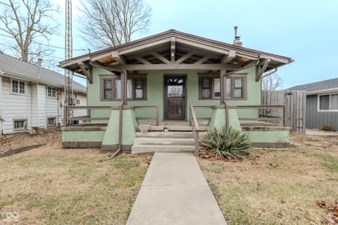 208 N Meeks Avenue