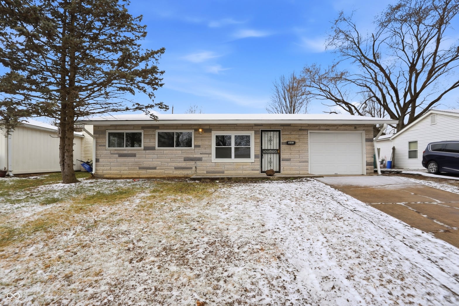 Photo of 942 Highlander Drive, Plainfield, IN