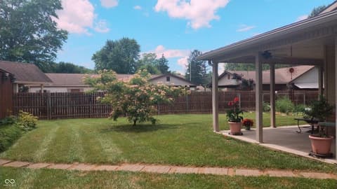 Yard at 3422 Sycamore Drive, Columbus, IN