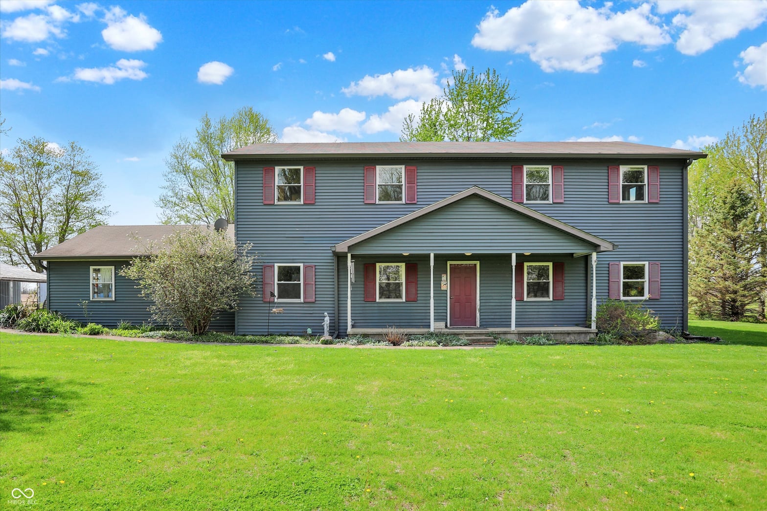 Front exterior at 21080 Six Points Road, Sheridan, IN