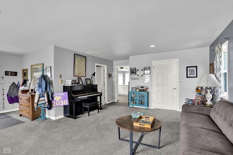Living room at 21080 Six Points Road, Sheridan, IN