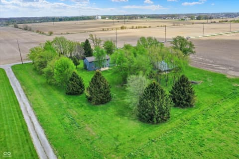 Aerial view at 21080 Six Points Road, Sheridan, IN