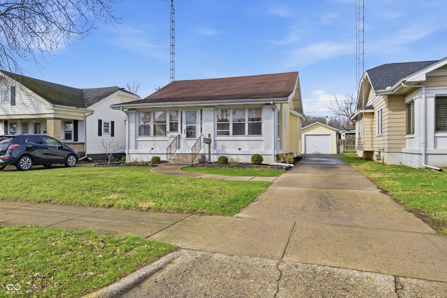Front exterior at 2921 Iowa Avenue, Connersville, IN