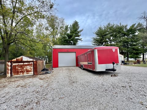Garage at 7024 W US Highway 36, Danville, IN