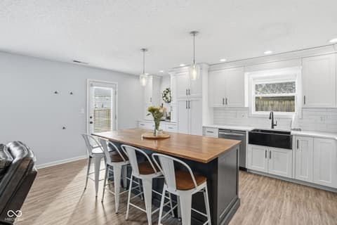 Photo of 5239 Bombay Drive, Indianapolis, IN