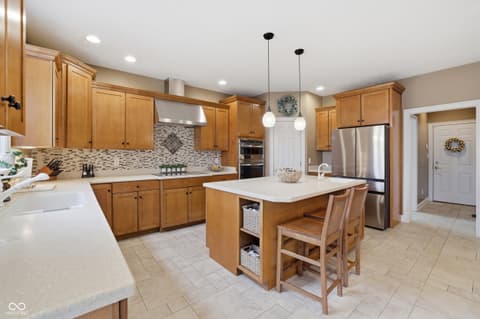 Photo of 15870 Connecticut Avenue, Fishers, IN