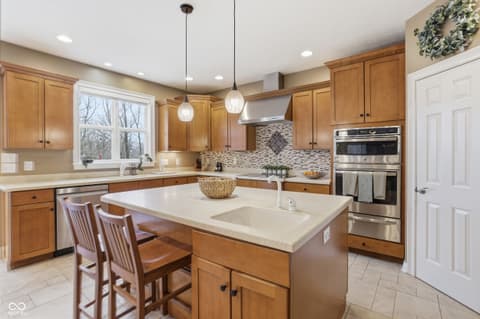 Photo of 15870 Connecticut Avenue, Fishers, IN