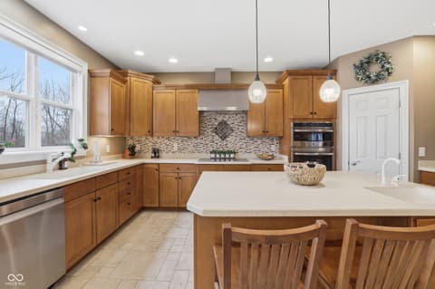 Photo of 15870 Connecticut Avenue, Fishers, IN