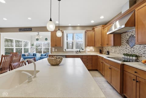 Photo of 15870 Connecticut Avenue, Fishers, IN