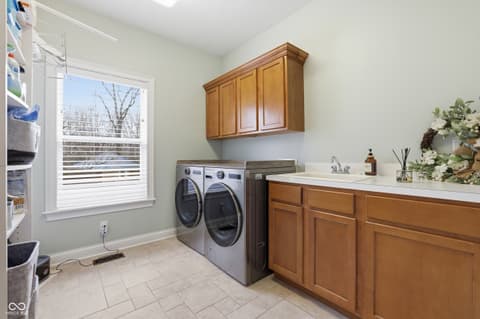 Photo of 15870 Connecticut Avenue, Fishers, IN