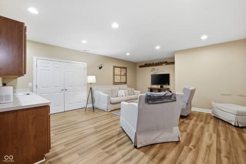 Photo of 15870 Connecticut Avenue, Fishers, IN