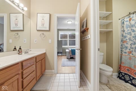 Photo of 15870 Connecticut Avenue, Fishers, IN