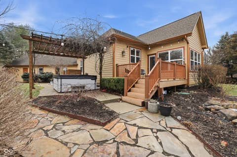 Photo of 15870 Connecticut Avenue, Fishers, IN