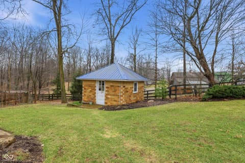 Photo of 15870 Connecticut Avenue, Fishers, IN