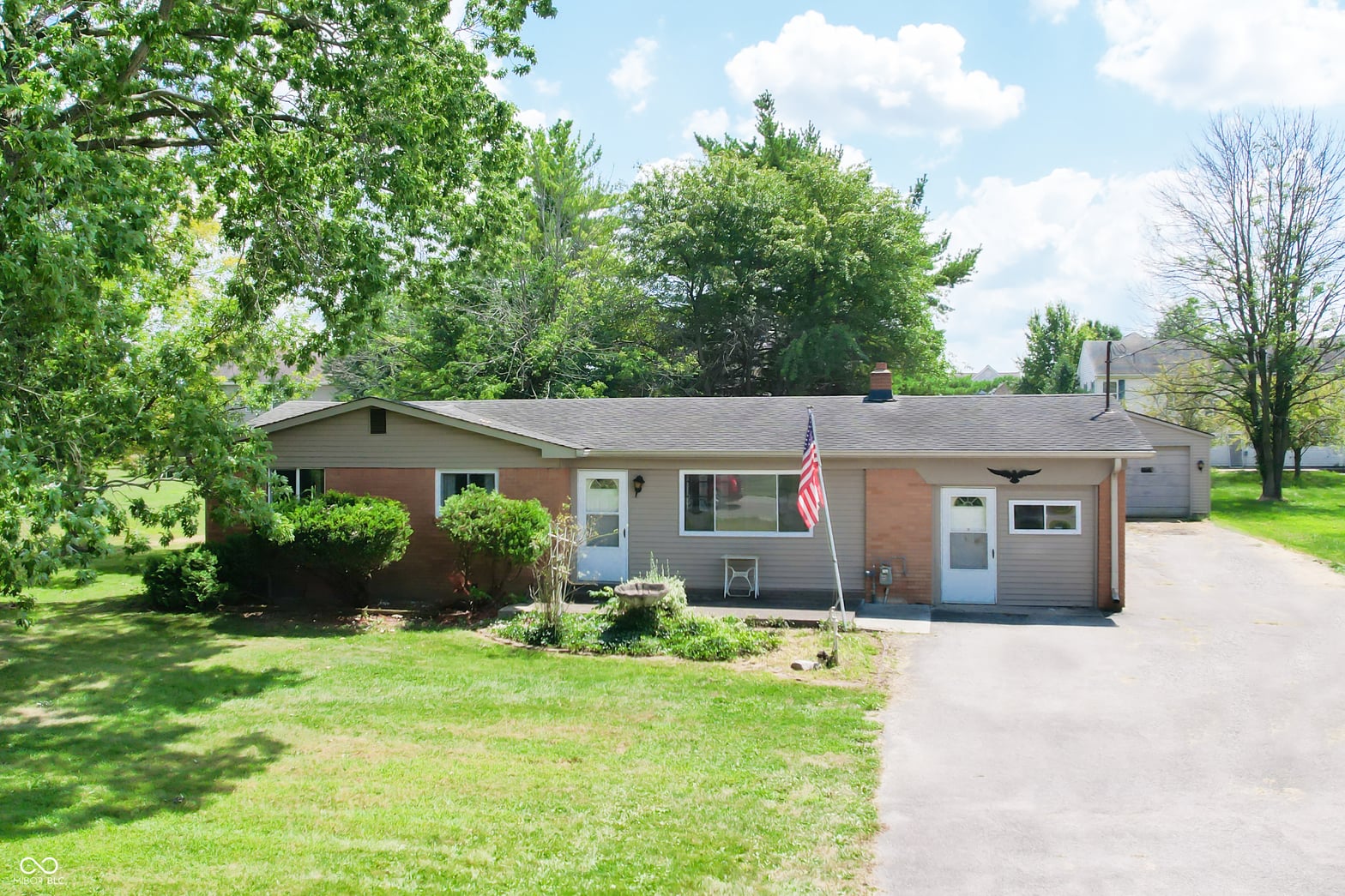 Front exterior at 7155 E County Road 150 S, Avon, IN
