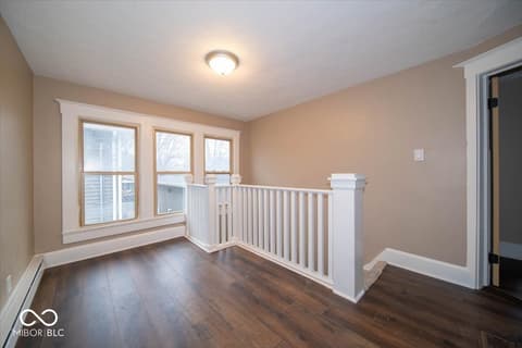 Loft — 159 E King Street, Franklin, IN