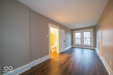 Loft — 159 E King Street, Franklin, IN