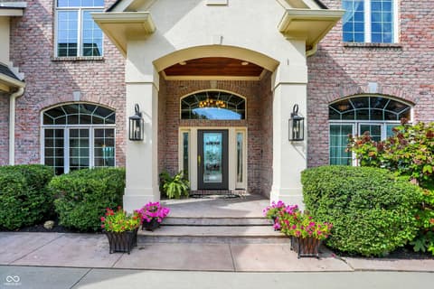Photo of 9088 Nautical Watch Drive, Indianapolis, IN