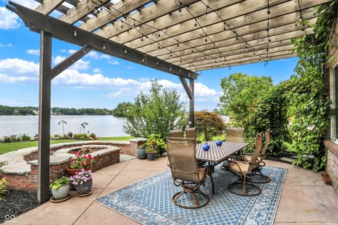 Photo of 9088 Nautical Watch Drive, Indianapolis, IN