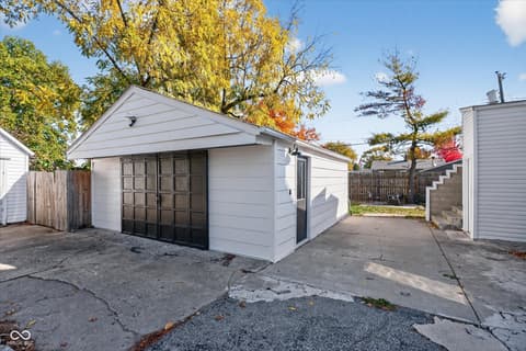Photo of 1829 Cunningham Road, Speedway, IN