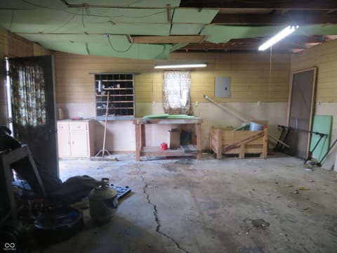 Photo of 220 E Monroe Street, Alexandria, IN