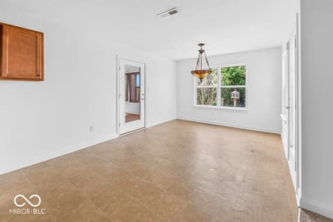 Photo of 2212 Southlake Avenue E, Greenwood, IN