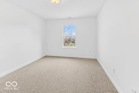 Photo of 2212 Southlake Avenue E, Greenwood, IN